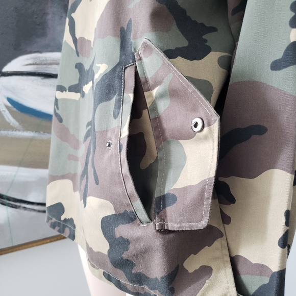 Hip and Bone | Pull-over Camo Hoodie Jacket - Anorak - Picture 11 of 16
